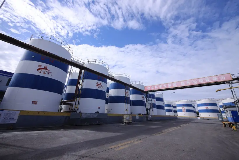 Base Oil Storage Tanks