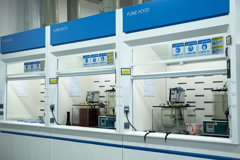 Fume Hoods — R&D Laboratory